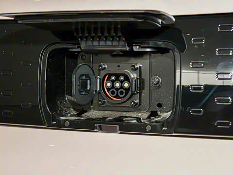 2025�� 205km ʥ����