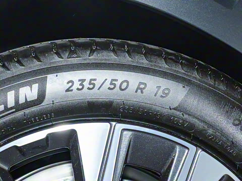 2025�� Cross Country B5 AWD ��Զ��