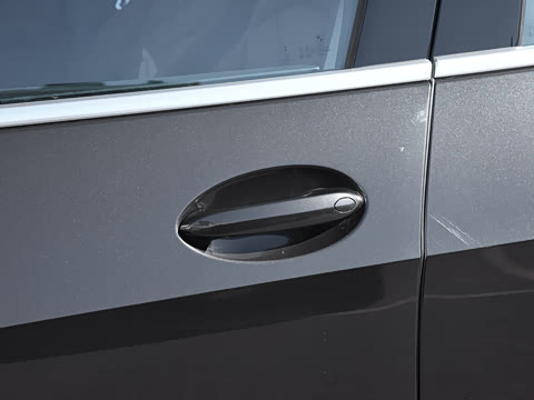 2022�� �Ŀ� xDrive 40Li M�˶���װ