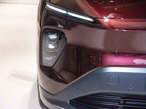 2023�� 100kWh �׷���