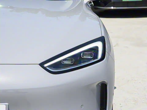 2025�� ����  Ultra ������