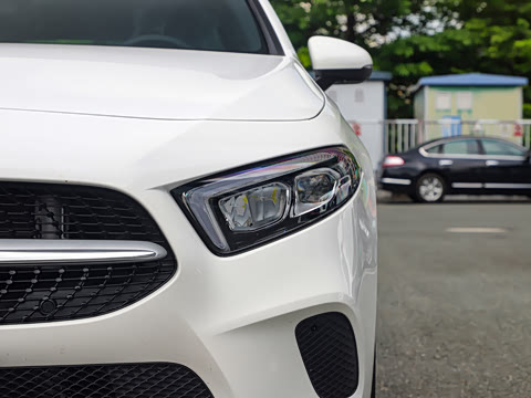 2022�� �Ŀ� A 200 ������