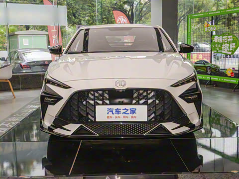 2025�� 1.5T XLINE �����