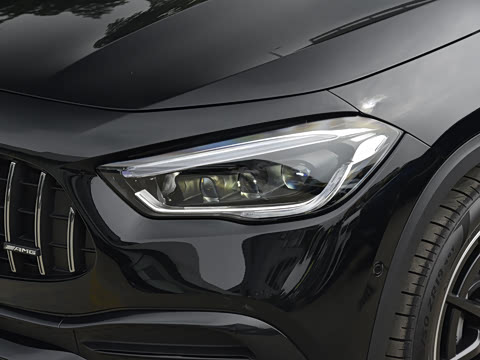 2023�� AMG GLA 35 4MATIC