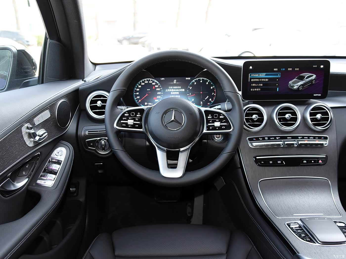 奔驰glc轿跑 2020款 glc 300 4matic 轿跑suv 5261350图片_奔驰_汽车