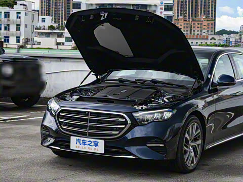 2025�� �Ŀ� E 300 L ʱ����