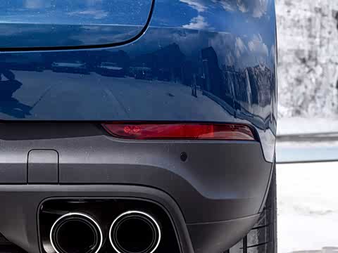 2024�� Cayenne 3.0T