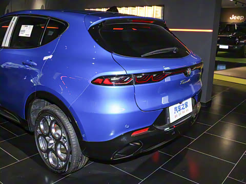 2024�� 2.0T 268HP AWD Veloce������