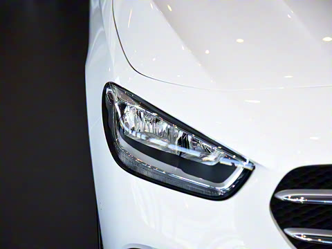 2022�� B 180 ʱ����