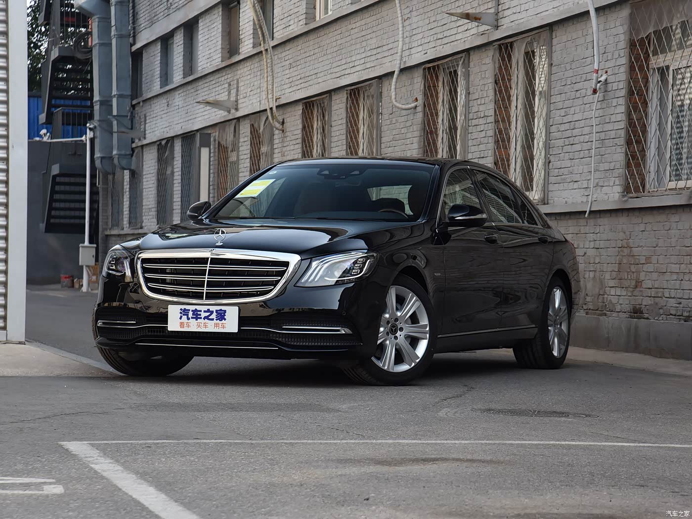 2019款s350l尊贵型臻藏版