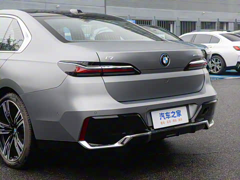 2023�� eDrive50L ����M�˶���װ