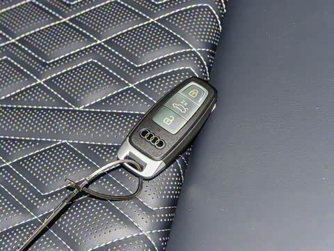 2026�� A3L Limousine 35TFSI �ɳ������� +������ѡ��