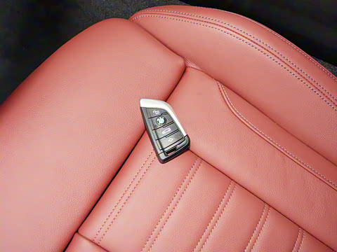 2021�� 425i M�˶���ҹ��