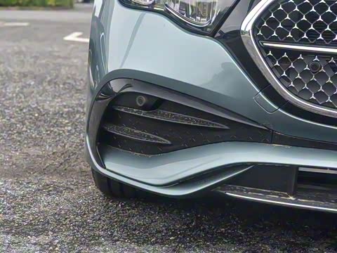 2025�� �Ŀ� E 300 L ʱ���˶���