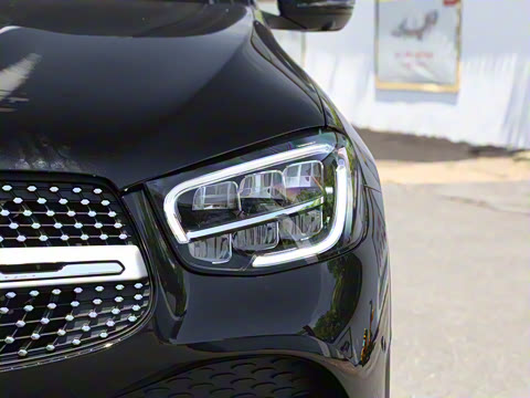 2022�� �Ŀ��� GLC 300 L 4MATIC ������