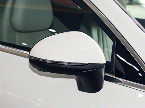 2025�� CLE 260 ���ܳ�