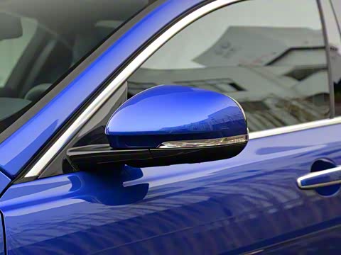 2020�� 2.0T 200PS R-DYNAMIC S��ȡ�˶���