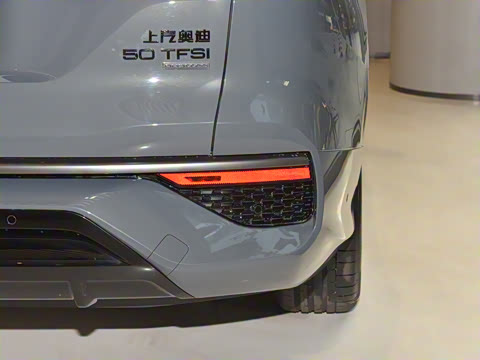 2023�� 50 TFSI quattro ������ ������װ