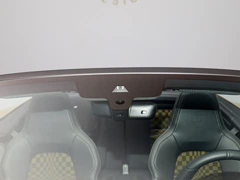 2025�� Spirit 70 3.6T Heritage Design