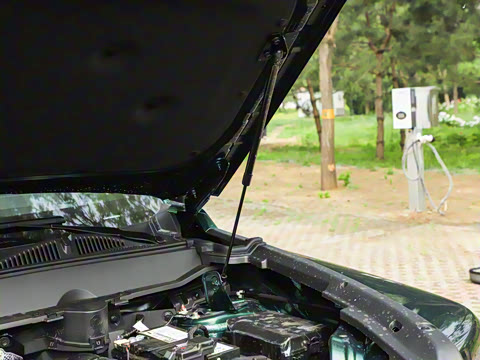 2025�� 2.0T 4WD Ultra