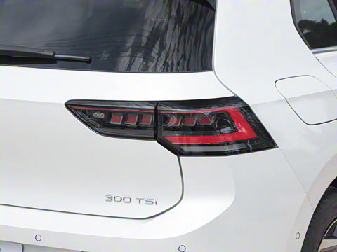 2025�� �Ŀ�� 300TSI R-Line