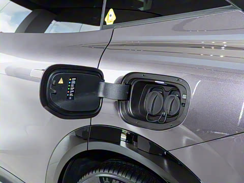 2025�� 100kWh �����������Ǽݰ�