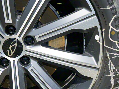 2025�� 2.0T ��������� 7��