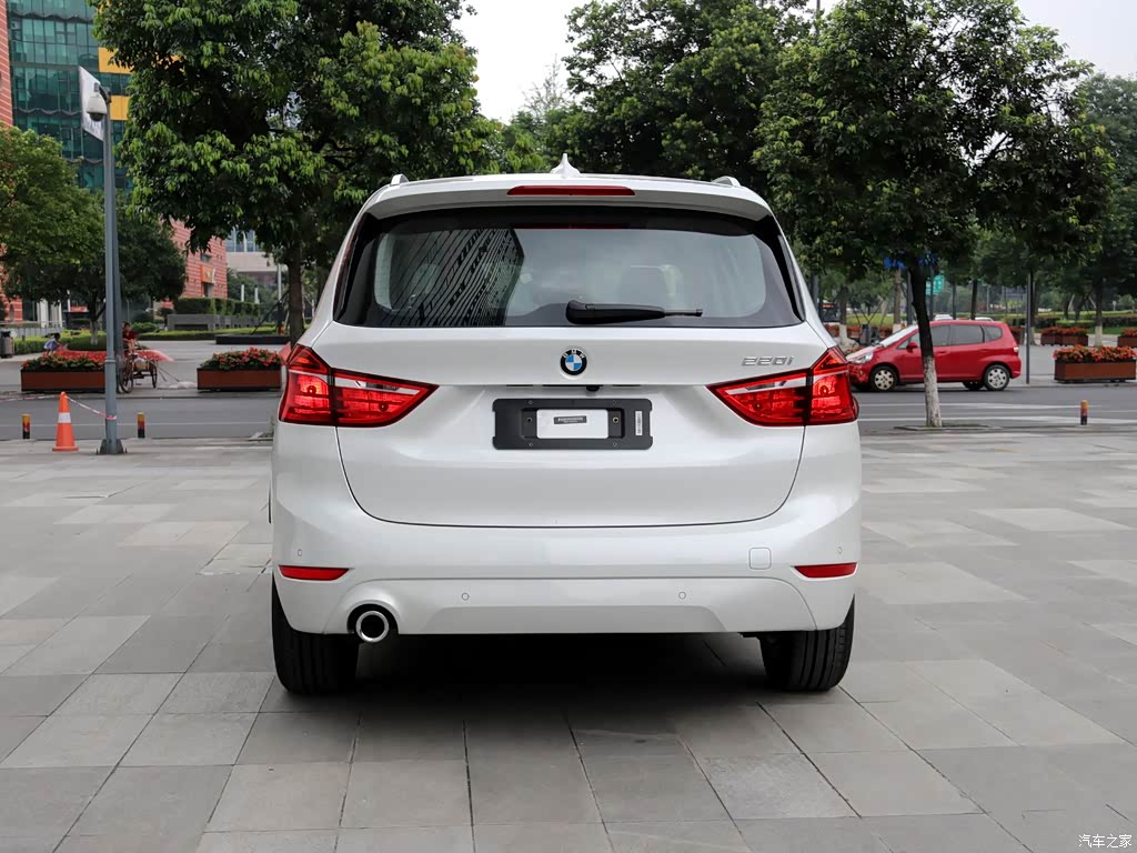 宝马2系多功能旅行车 2018款 220i 领先型 4417752图片_宝马_汽车图库