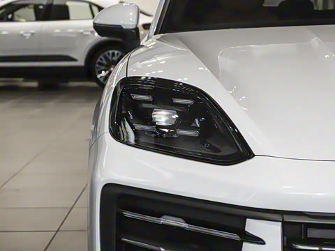 2025�� Cayenne 3.0T ���ΰ�