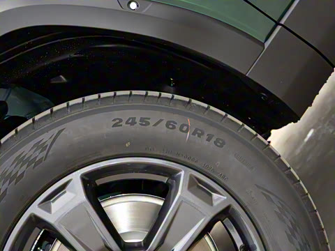 2025�� 2.0T 4WD Pro