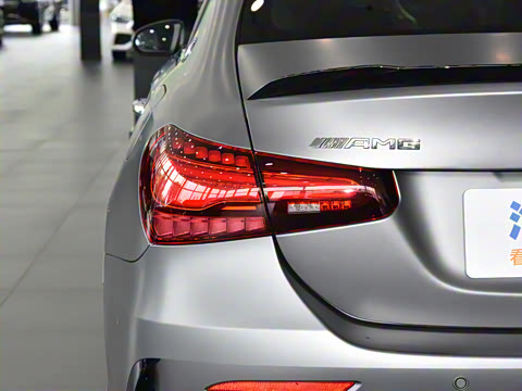 2025�� �Ŀ� AMG A 35 L 4MATIC