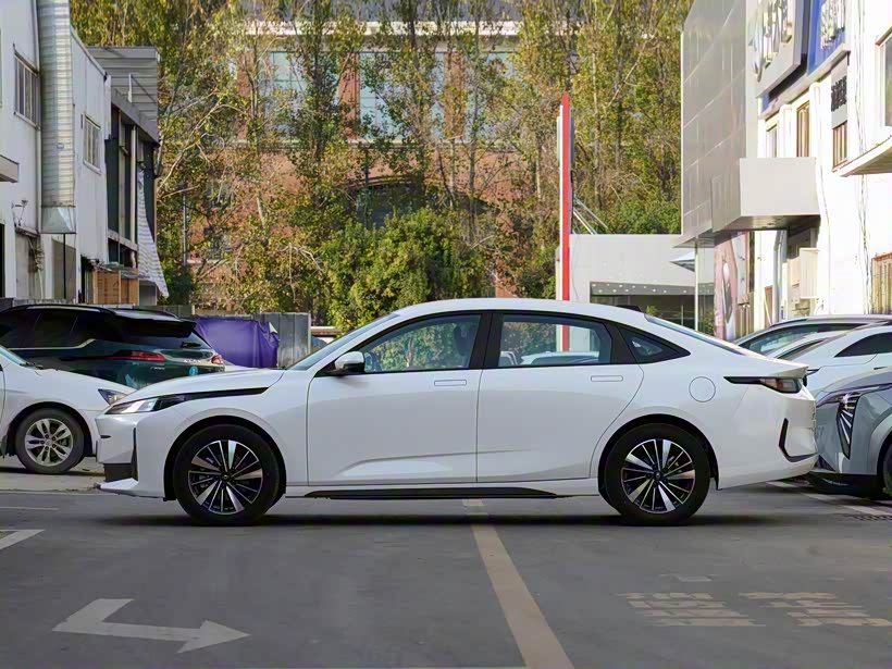 【长安启源a05 驾驭未来的混动力量_哈尔滨引力长安优惠促销欢迎垂询4