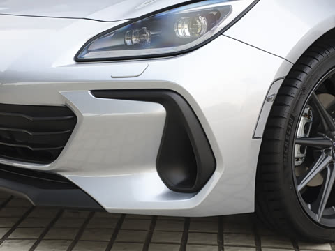 2022�� 2.4L �ֶ���