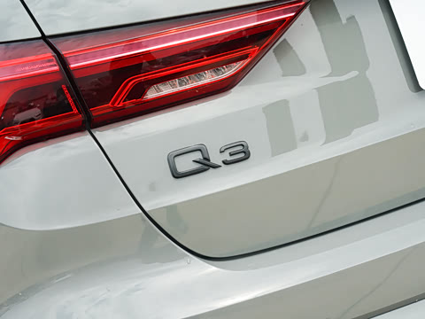 2024�� 45 TFSI quattro ʱ�ж����������ر��