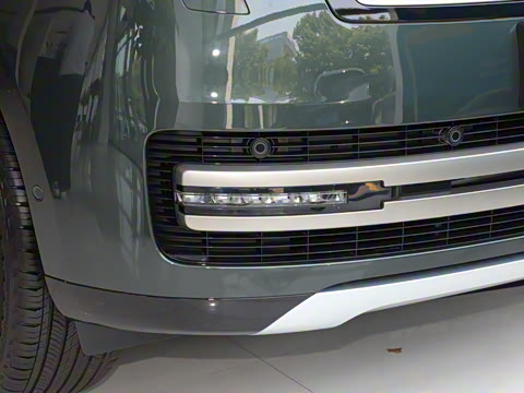 2025�� 3.0 L6 400PS ʢ���ӳ��� ����