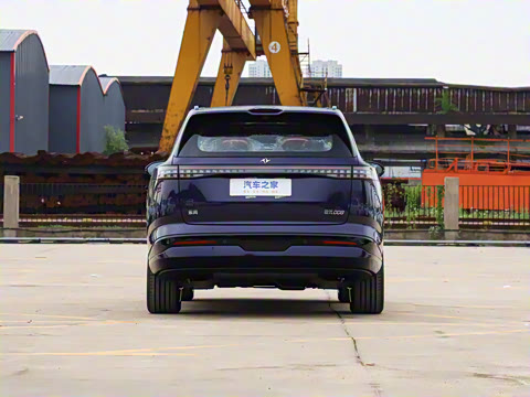 2025�� 210Ultra���Ȱ� 6��