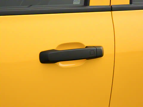 2022�� 2.0T �߾��޶���