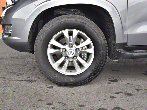 2023�� 4.6L V8 �캽��