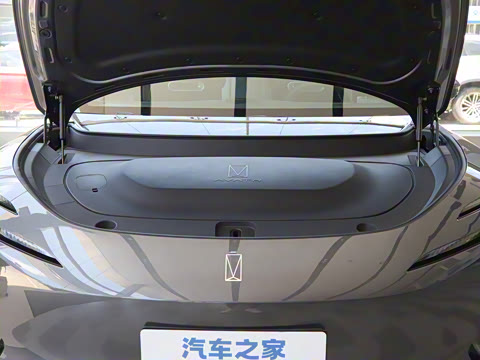 2025�� �Ŀ� Max ���̰�