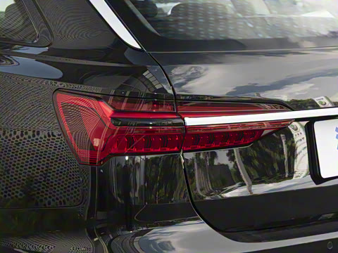 2025�� allroad quattro 55 TFSI ��̽�ռ�