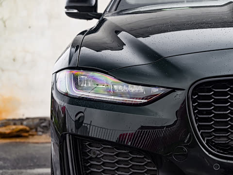 2025�� 2.0T 250PS R-DYNAMIC 90�����ذ�