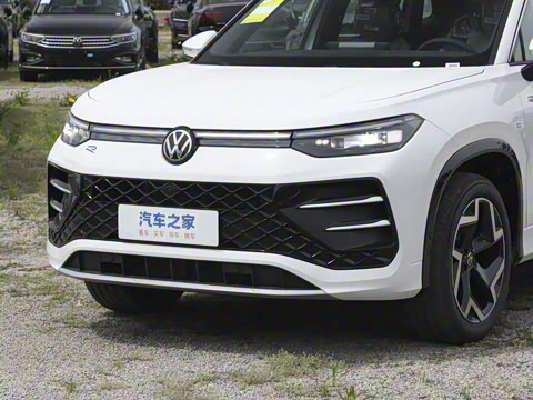 2025�� ̽��L 330TSI ������ӢCity��