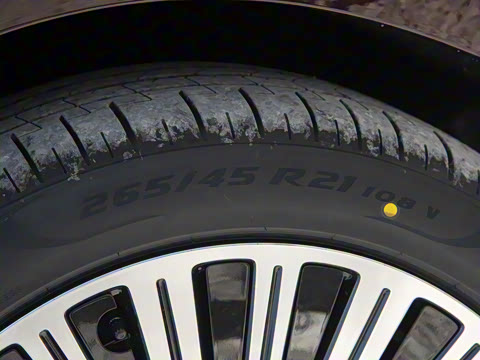 2025�� ���� Ultra�� 100kWh 6����