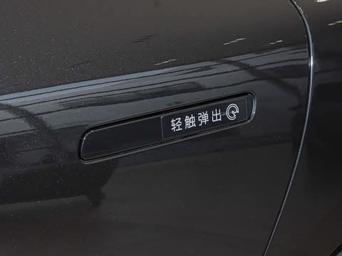 2025�� 102kWh ǩ����