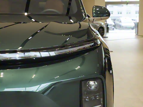 2025�� Ultra ���ܻ��°�