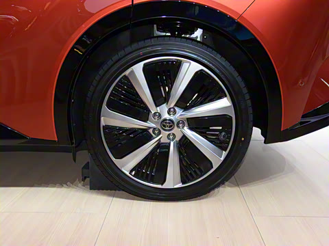 2025�� 630 MAX���а�