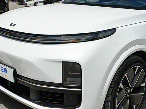 2025�� Ultra ���ܻ��°�