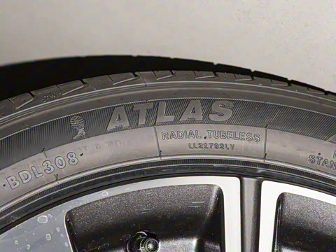 2026�� ��4�� 400������ 1.5L CVT��Խ��