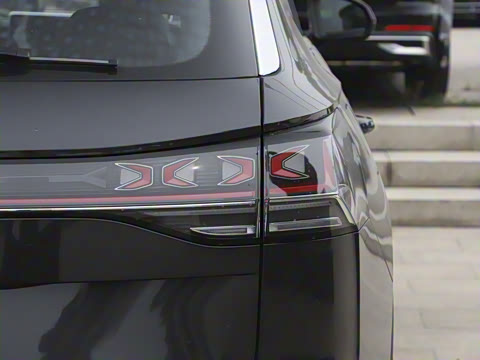 2025�� �Ŀ� ������ 300TSI