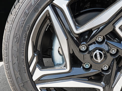 2025�� �Ŀ� ���� 2.0L CVT XV+���Ȱ�